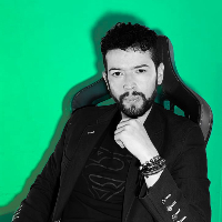 Alex Luna