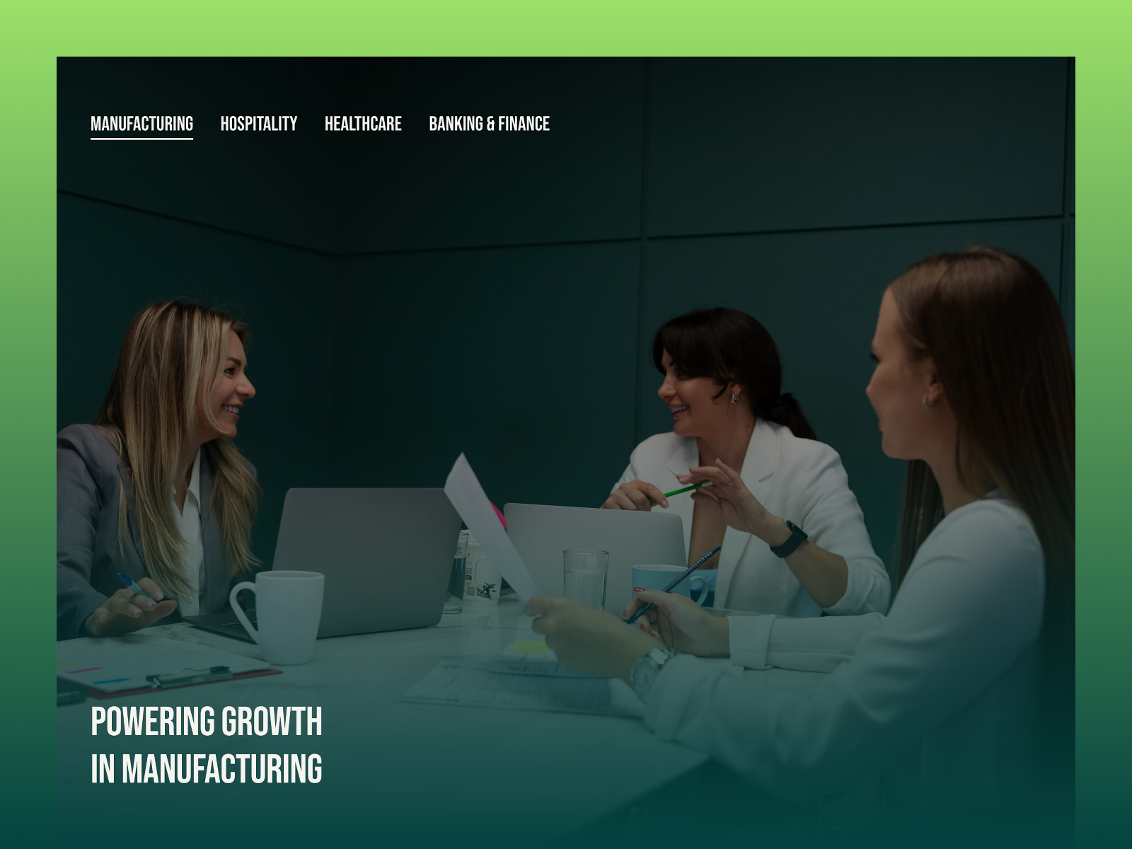 Finaroa: Responsive Accounting Website Template by DiverseKit
